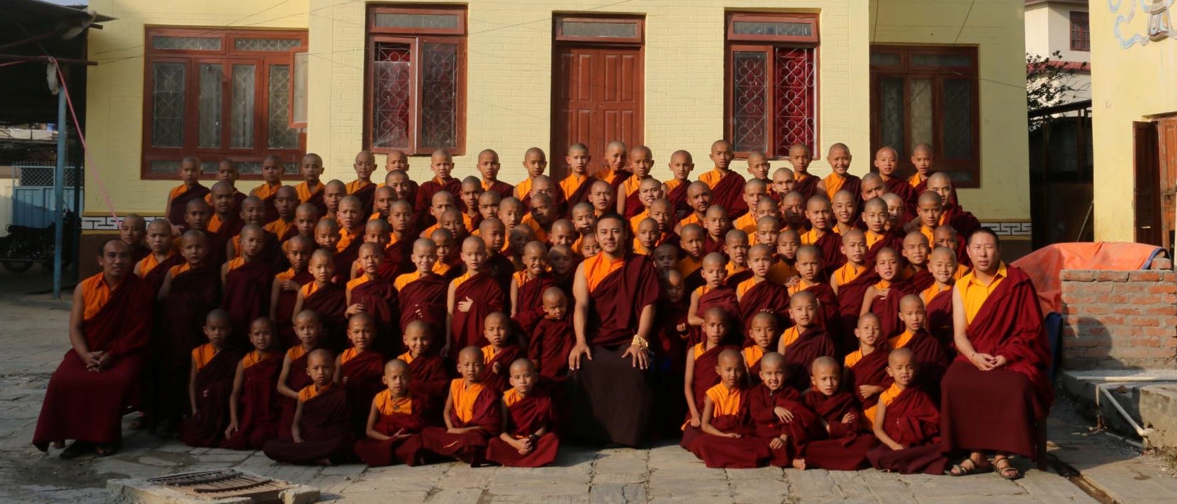 尼泊爾宗諾寺小喇嘛